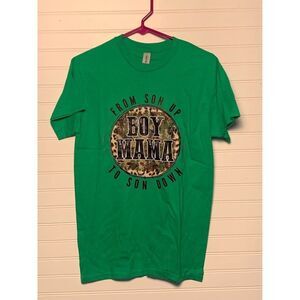 Boy Mama Camo Graphic Tee Gildan Green T-Shirt Women's Son Mom Gift Small
